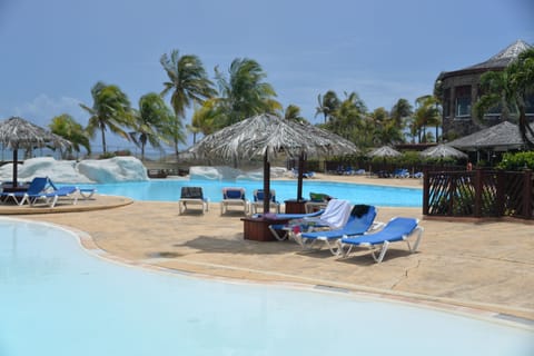 Seasonal outdoor pool, open 8:00 AM to 8:00 PM, sun loungers