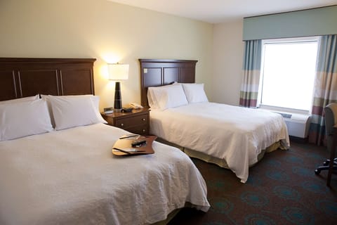 Two Queen Beds, Non-Smoking, Accessible | 1 bedroom, hypo-allergenic bedding, Select Comfort beds, in-room safe