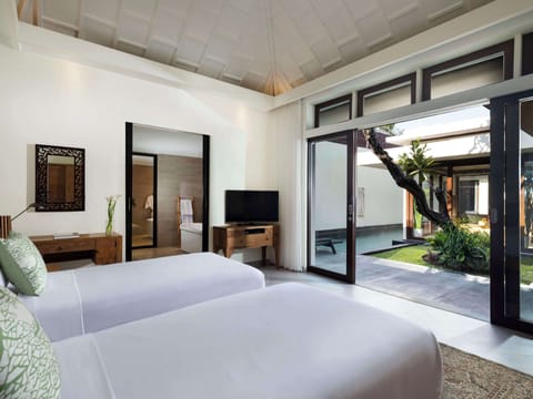 Two Bedrooms Pool Villa | Minibar, in-room safe, desk, soundproofing