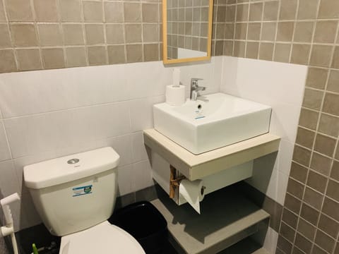 Villa Gigi - 10 Pax | Bathroom sink