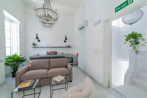 Standard Apartment, Ensuite (Carmelita) | Lounge