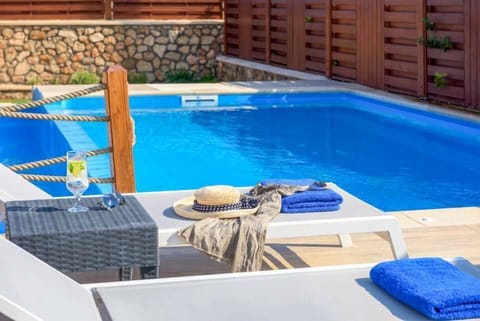 Villa (2 Bedrooms) | Private pool