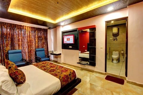 Premium Room, 1 Double Bed | Free WiFi