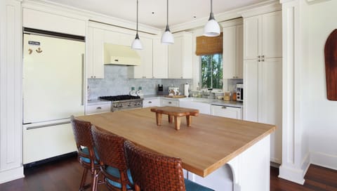 Kukuiula Makai Cottage #27 - Fully Equipped Kitchen & Breakfast Bar.jpg