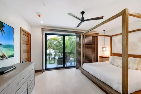 Luxury Beachside 2 Bedroom Suite | In-room safe, soundproofing, iron/ironing board, free WiFi