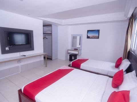 Superior Suite | Free WiFi, bed sheets