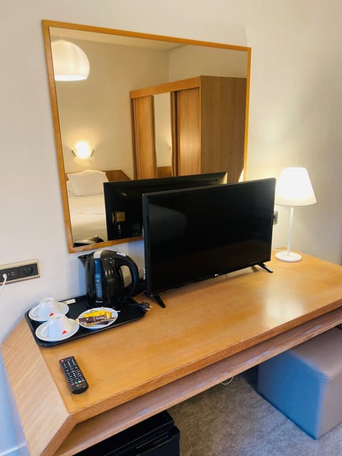 Comfort Double Room | Living area | TV, DVD player