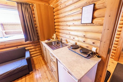 Standard Cabin, 1 Bedroom | Private kitchen | Fridge, stovetop, coffee/tea maker, electric kettle