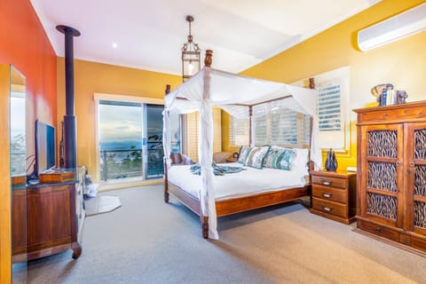 Room Safari | Premium bedding, pillowtop beds, individually decorated