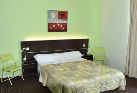 Double Room | Free WiFi