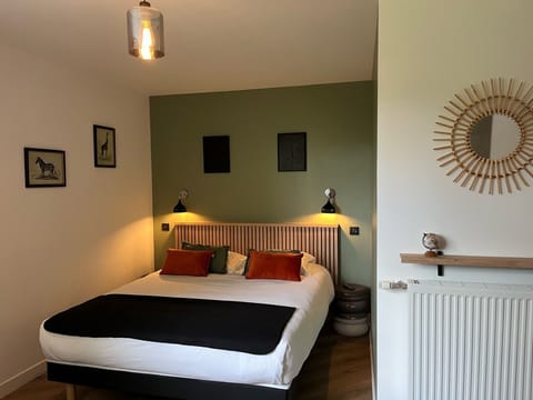 Comfort Double Room | Desk, iron/ironing board, free WiFi, bed sheets