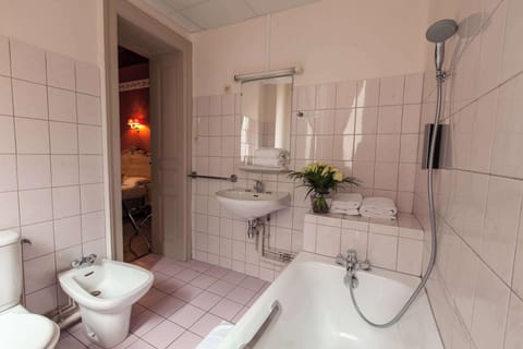 Free toiletries, hair dryer, towels