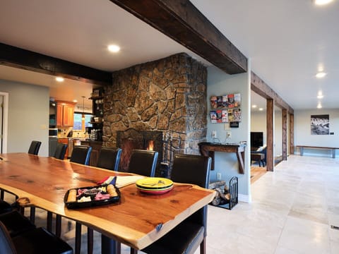 Dining room , coffee bar , living room , ground level