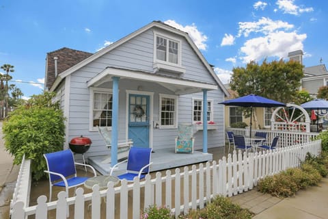 A classic Balboa Island cottage on a corner lot, centrally located. You'll enjoy the spacious patio throughout the day!