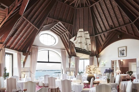 Dinner served, seafood