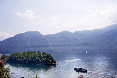 The ferry taking guests to the lsland opposite the home.