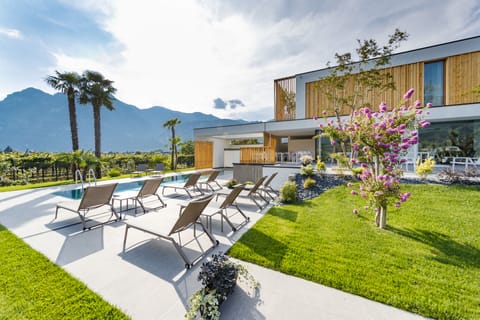 Sundeck