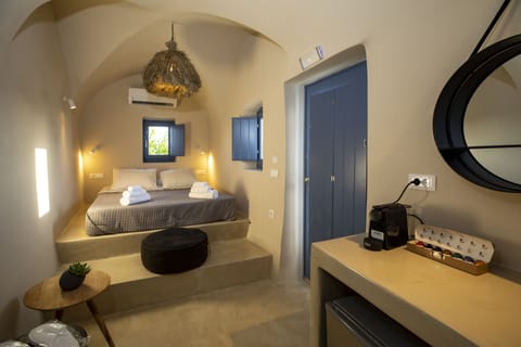 Deluxe Suite | Desk, free WiFi, bed sheets