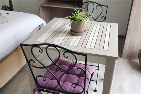 Double Room, Terrace, Garden View (Safari) | Room amenity