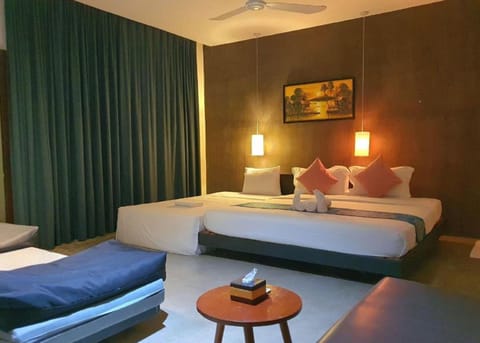 Suite, 1 King Bed, Sea View | Premium bedding, minibar, in-room safe, individually decorated