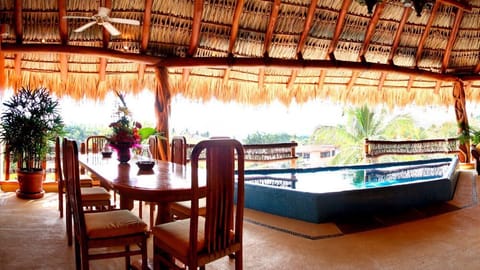 Grand House, 2 Bedrooms, Private Pool, Ocean View | In-room dining
