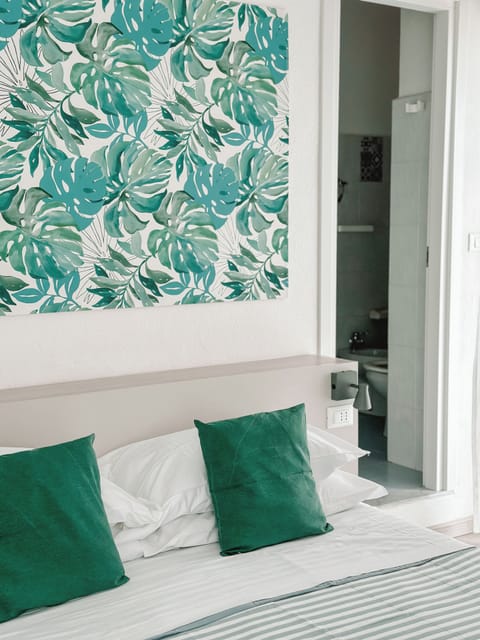 Superior Double Room | Premium bedding, in-room safe, blackout drapes, cribs/infant beds