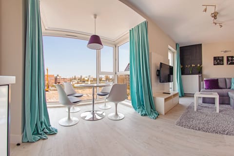 Chmielna 70 Apartament 49 | Iron/ironing board, free WiFi, bed sheets