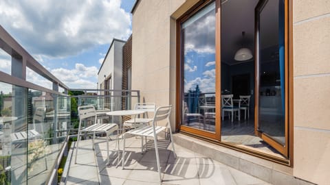 Apartment (UG C20) | Terrace/patio