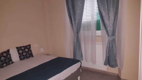 Basic Double or Twin Room | Blackout drapes, free WiFi, bed sheets, wheelchair access