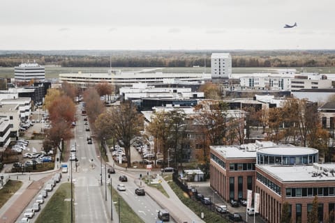 Hypo-allergenic bedding, in-room safe, desk, laptop workspace