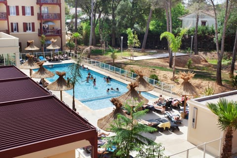 Indoor pool, seasonal outdoor pool