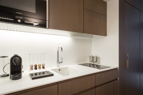 Apartment | Private kitchen | Full-size fridge, microwave, oven, stovetop