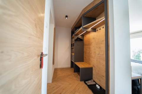 Panoramic Studio Suite | Wardrobe
