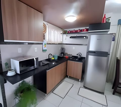 Standard Studio | Private kitchen | Toaster oven, freezer