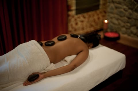 Couples treatment rooms, spa tub, body treatments, hydrotherapy