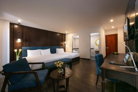 Deluxe Family Suite with Terrace | Minibar, in-room safe, desk, laptop workspace