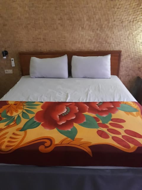 In-room safe, rollaway beds, free WiFi