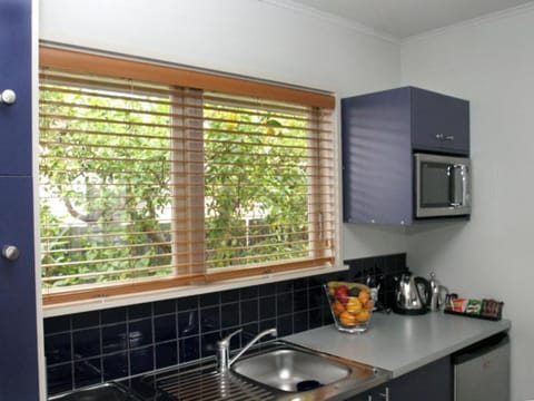 One Bedroom Suite | Private kitchen | Fridge, microwave, oven, stovetop