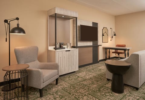 Junior Suite, 1 King Bed | Premium bedding, in-room safe, desk, rollaway beds