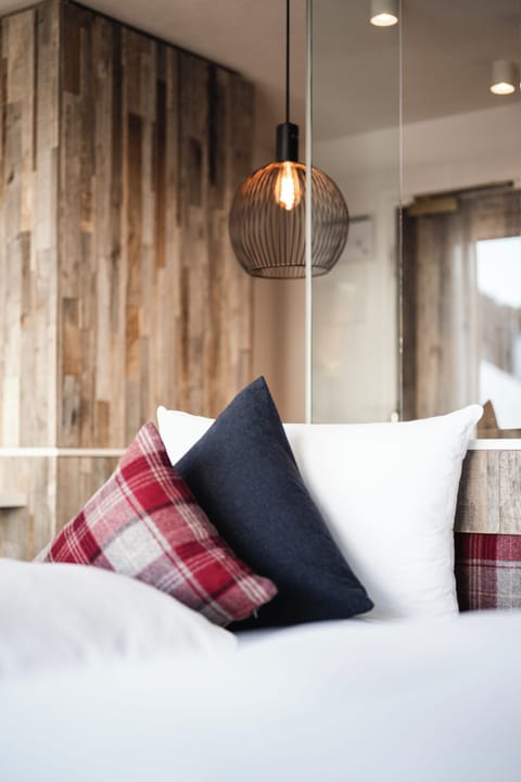 Standard Double Room | Down comforters, minibar, in-room safe, free rollaway beds