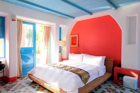 Standard Villa | Down comforters, free minibar, individually decorated