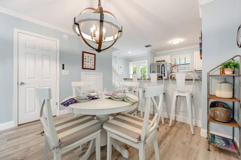 Enjoy your meals together