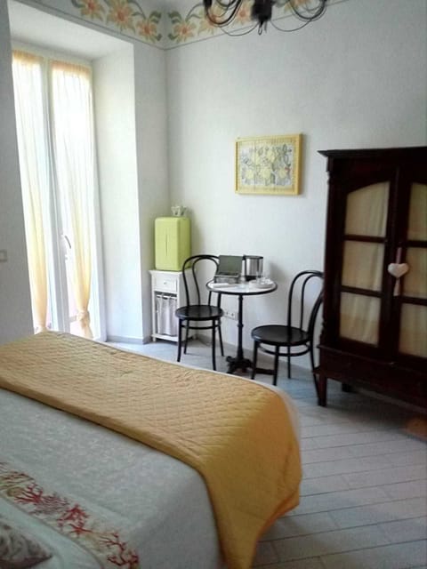 Double Room (Scheggia di Sole) | Premium bedding, down comforters, individually decorated