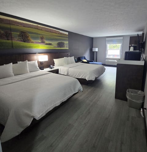 Suite, 1 Bedroom, Non Smoking (2 Queen Beds) | Egyptian cotton sheets, premium bedding, memory foam beds, in-room safe