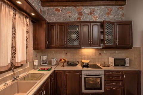 Fully Furnished Kitschen