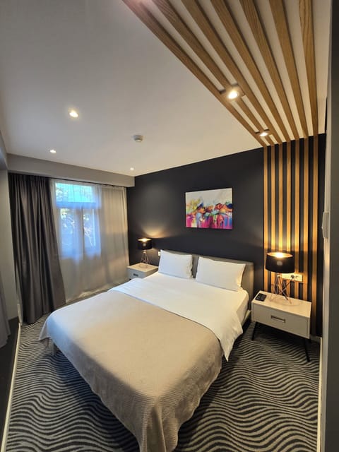 Superior Room Without Balcony | Premium bedding, minibar, in-room safe, desk