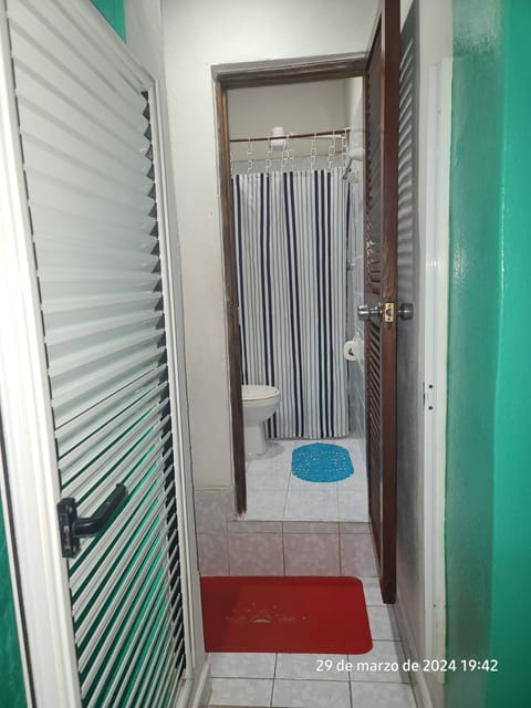 Triple Room | Bathroom | Shower, hair dryer, towels, soap
