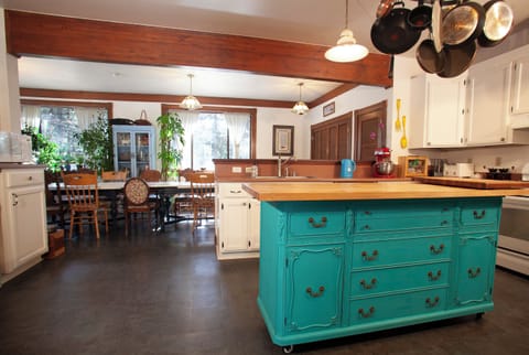 Kitchen view from entry door. Dining area in view