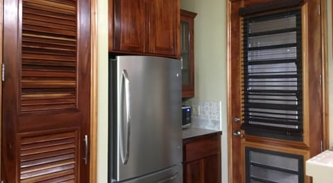 Deluxe Villa, Kitchen, Mountain View (#5 Ground Floor) | Private kitchen | Fridge, microwave, coffee/tea maker, cookware/dishes/utensils