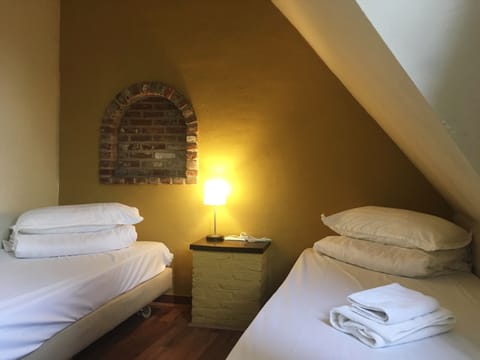 Deluxe Twin Room | Soundproofing, free WiFi, bed sheets